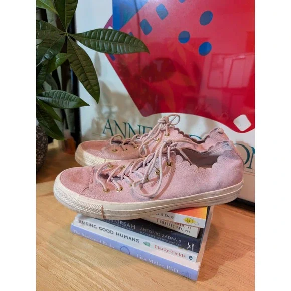 Converse CT All Star Frilly Thrills Low Pink Foam Suede Sneakers Size 10 - Picture 2 of 10